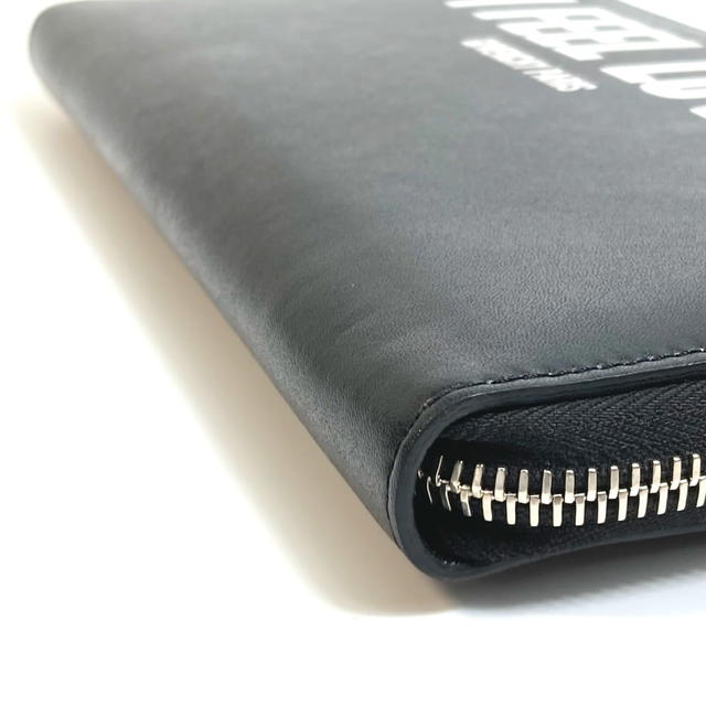 Givenchy GIVENCHY I FEEL LOVE organizer Zip Around Long Wallet Leather Black - view 4