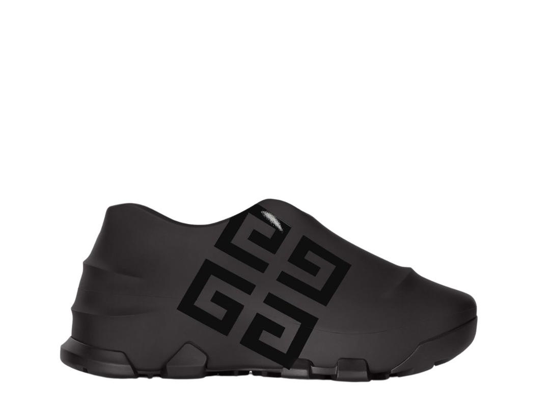 Givenchy Givenchy Monumental Mallow Low Shoes In 4G Rubber Black