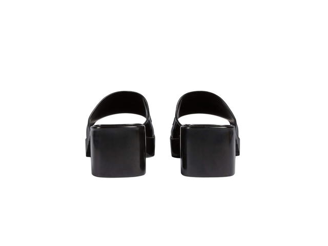Gucci Gucci Rubber Slide Sandal With Embossed Gucci Logo Black - view 3