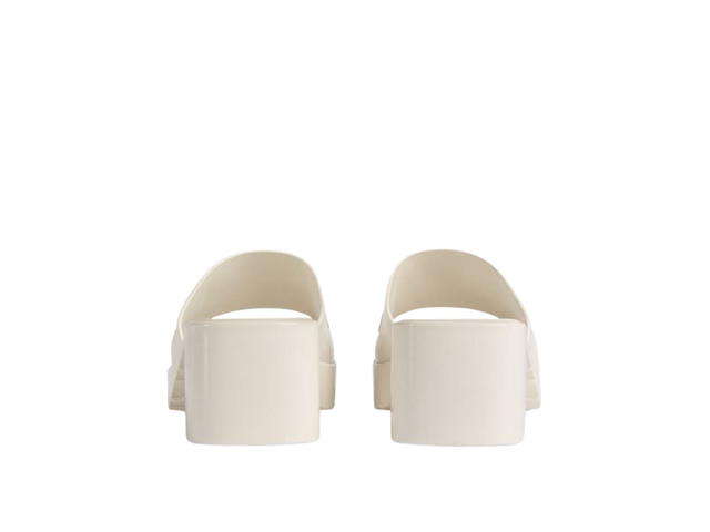 Gucci Gucci Rubber Slide Sandal With Embossed Gucci Logo White (W) - view 3