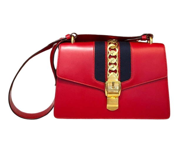 Gucci Gucci Sylvie Medium Shoulder Bag - view 1