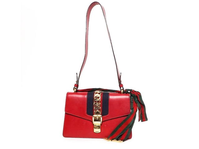 Gucci Gucci Sylvie Medium Shoulder Bag - view 3