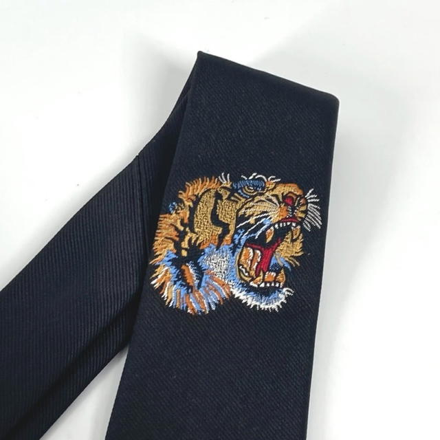 Gucci GUCCI tiger embroidery Tiger Animal Accessories Necktie silk Black - view 4