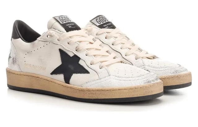 Golden Goose Golden Goose Ball Star Low-Top Sneakers - White/Black - view 3