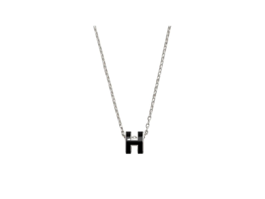 Hermes Hermes Mini Pop H Pendant In Lacquered Metal With Palladium-Plated Hardware Noir