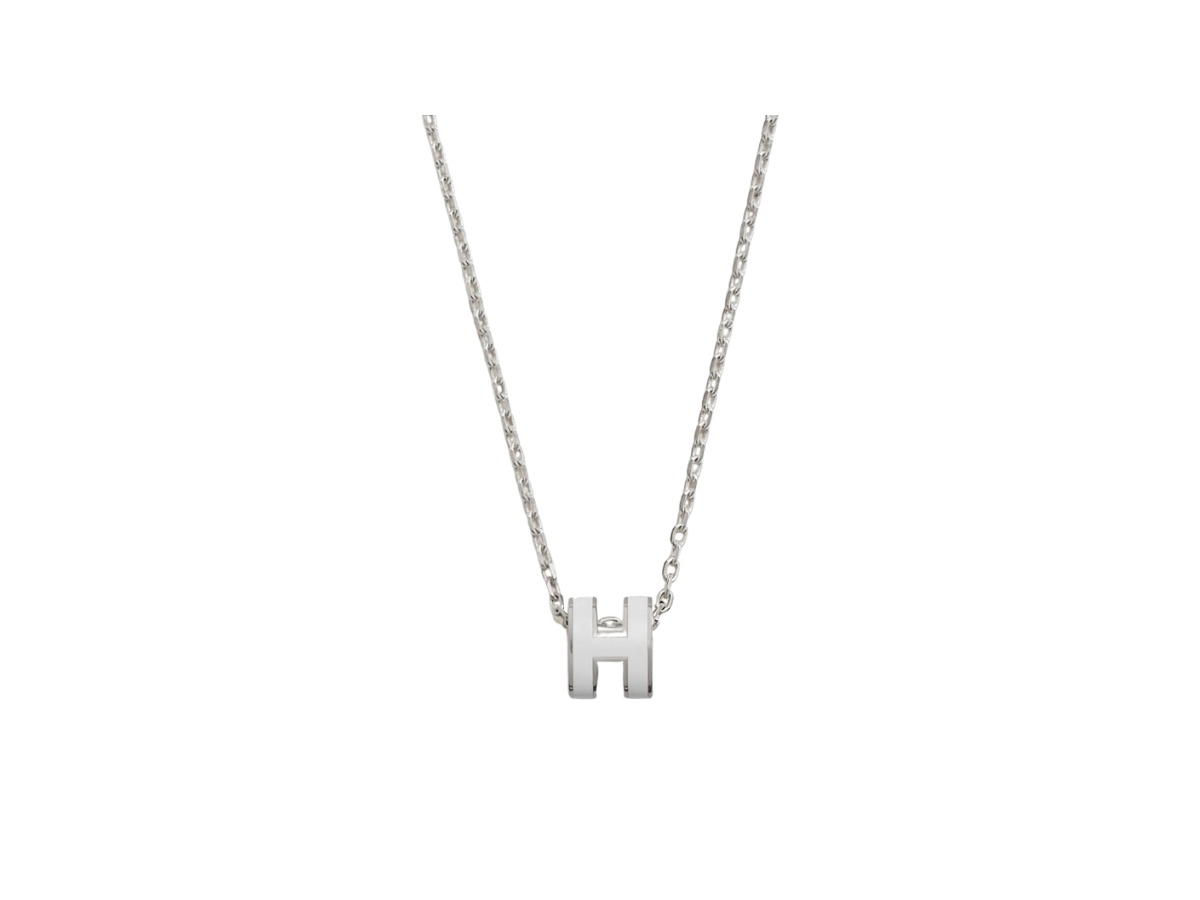 Hermes Hermes Mini Pop H Pendant In Lacquered Metal With Palladium-Plated Hardware Blanc