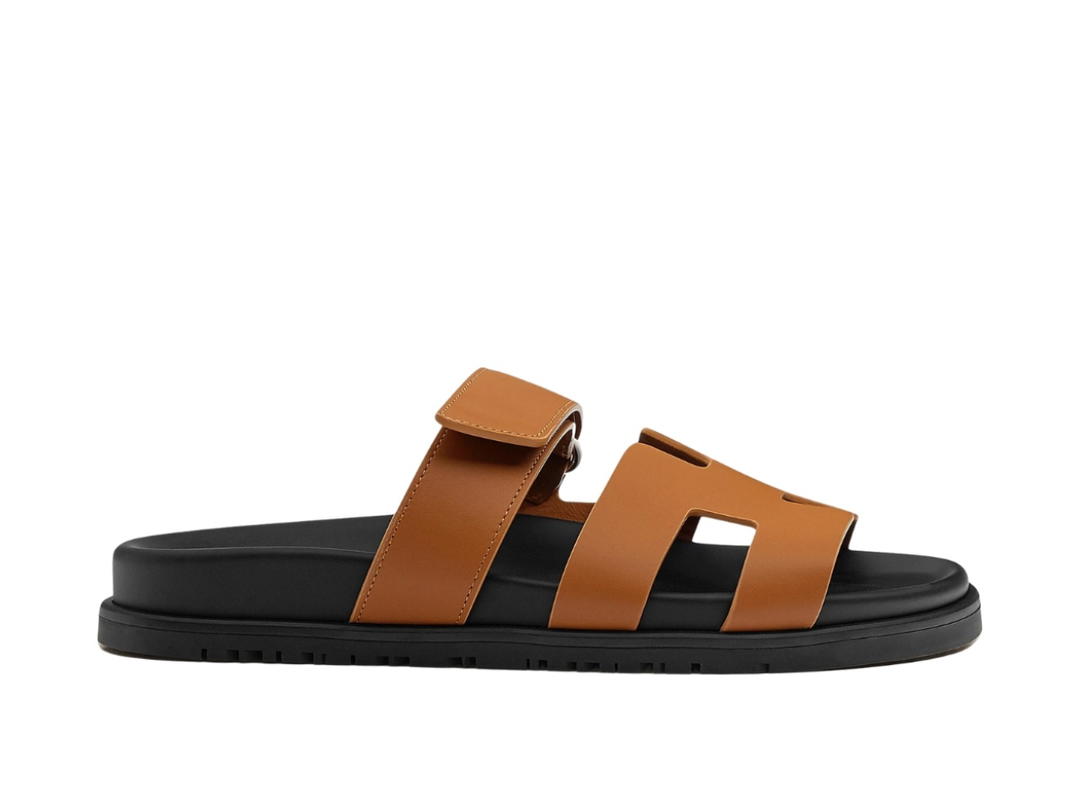 Hermes Hermes Chypre Sandal In Calfskin With Anatomical Rubber Sole And Adjustable Strap Naturel