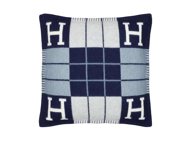 Hermes Hermes Avalon III Pillow Small In Jacquard Merinos And Cashmere Ecru-Caban - view 1