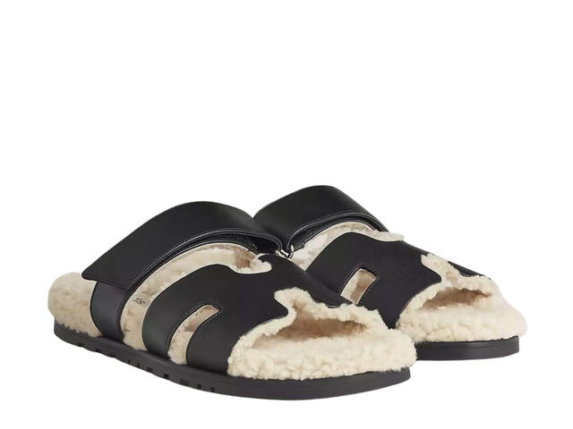 Hermes Hermes Chypre Sandal In Calfskin And Woolskin With Anatomical Rubber Sole And Adjustable Strap Noir-Écru - view 2