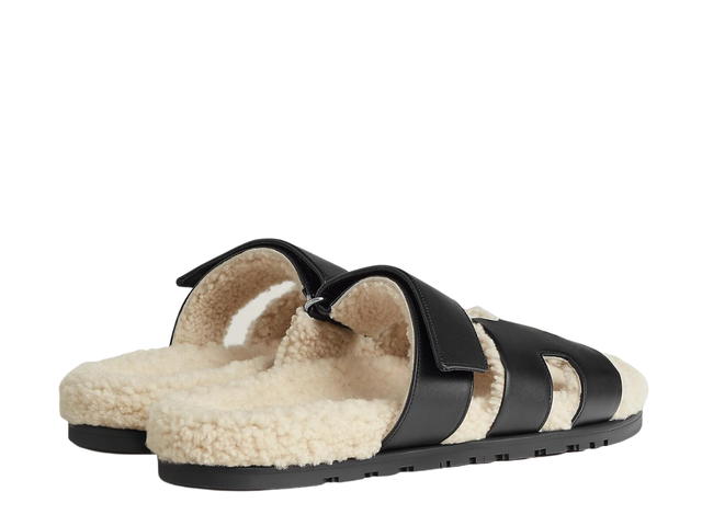 Hermes Hermes Chypre Sandal In Calfskin And Woolskin With Anatomical Rubber Sole And Adjustable Strap Noir-Écru - view 3