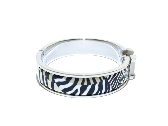 Hermes Hermes Clic H Zebres De Tanzania Bracelet In Zebres De Tanzania Printed Enamel With Palladium-Plated Hardware - view 2