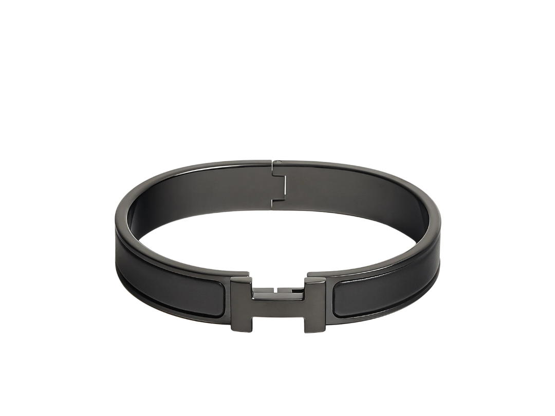 Hermes Hermes Clic HH So Black Bracelet In Matte Enamel With So Black Plated Hardware Noir Mat