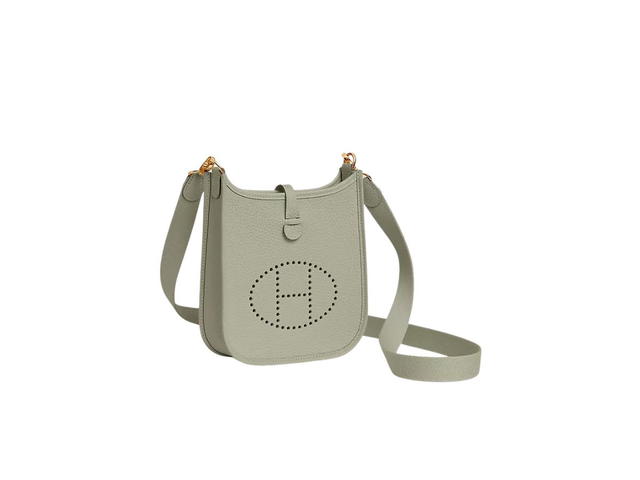 Hermes Hermes Evelyne 16 Amazone Bag In Taurillon Clemence Leather With Gold-Plated Hardware Gris Neve - view 2