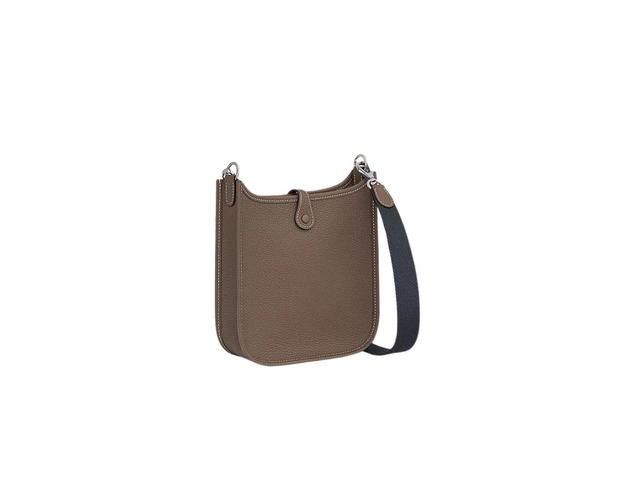 Hermes Hermes Evelyne 16 Amazone Bag In Taurillon Clemence Leather With Palladium-Plated Hardware Etoupe - view 4