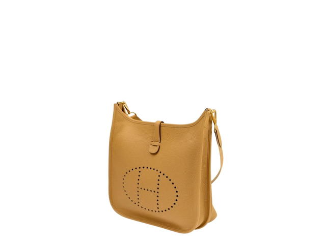 Hermes Hermes Evelyne III 29 Bag In Clemence Calfskin With Gold Hardware Biscuit - view 3