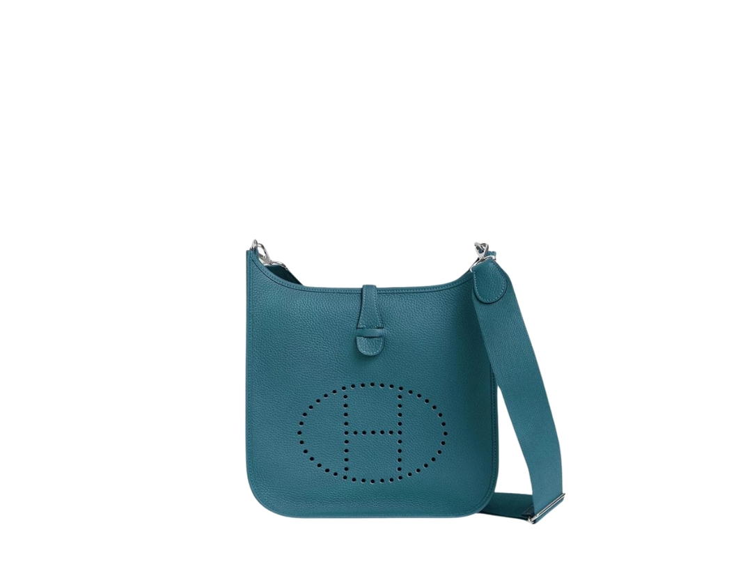 Hermes Hermes Evelyne III 29 Bag In Clemence Calfskin With Palladium Hardware New Bleu Jean