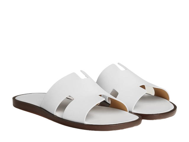 Hermes Hermes Izmir Sandal In Calfskin With Iconic H Cut-Out And Raw-Edged Detail Blanc - view 2