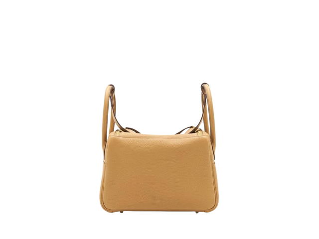 Hermes Hermes Lindy 26 Bag In Clemence Calfskin With Gold Hardware Biscuit - view 3