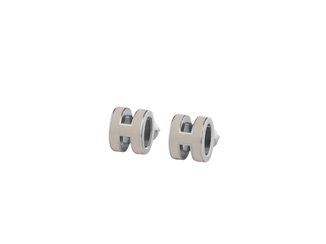 Hermes Hermes Mini Pop H Earrings In Lacquered Metal With Palladium-Plated Hardware Marron Glacé