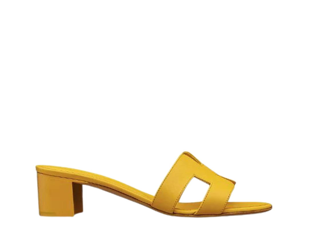 Hermes Hermes Oasis Sandal In Calfskin With Iconic H Cut-Out Jaune Citron