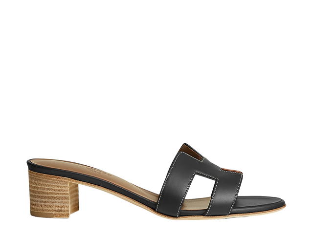 Hermes Hermes Oasis Sandal In Calfskin With Iconic H Cut-Out Noir - view 1