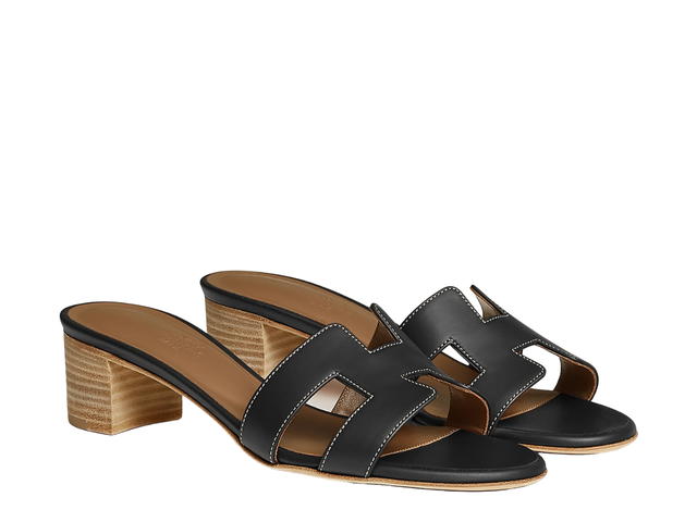 Hermes Hermes Oasis Sandal In Calfskin With Iconic H Cut-Out Noir - view 2