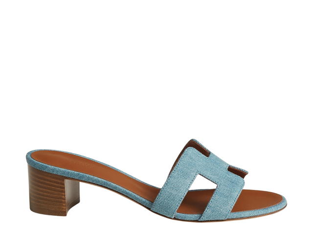 Hermes Hermes Oasis Sandal In Denim With Iconic H Cut-Out Bleu Clair - view 1