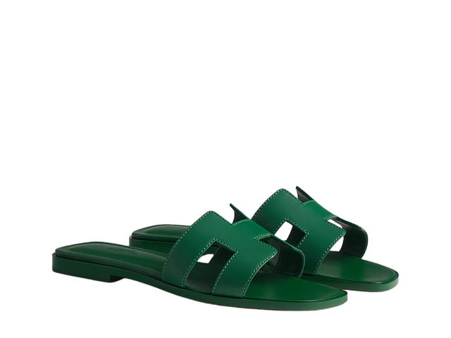 Hermes Hermes Oran Sandal In Box Calfskin With Iconic H Cut-Out Vert électrique - view 2