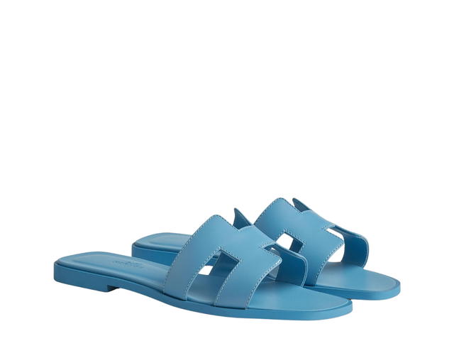 Hermes Hermes Oran Sandal In Calfskin With Iconic H Cut-Out Bleu Cameo - view 2