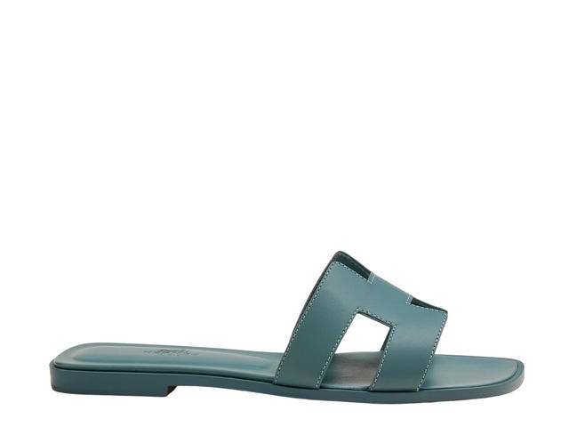 Hermes Hermes Oran Sandal In Calfskin With Iconic H Cut-Out Bleu Pinede - view 1