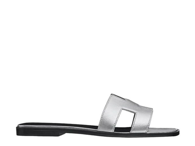 Hermes Hermes Oran Sandal In Nappa Leather With Metallic Finish And Iconic H Cut-Out Gris-Argente Vieilli - view 1