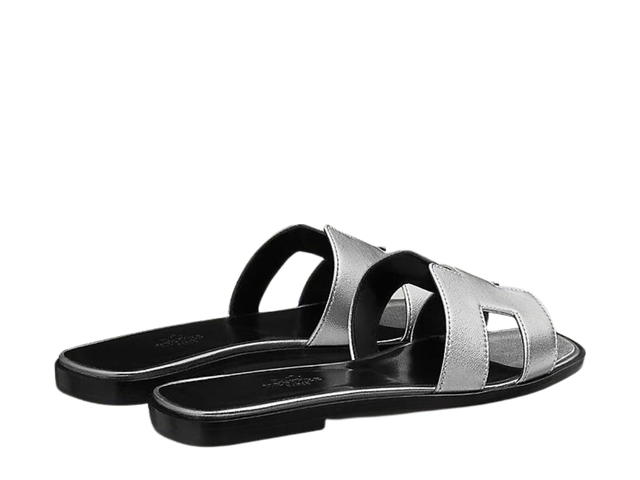 Hermes Hermes Oran Sandal In Nappa Leather With Metallic Finish And Iconic H Cut-Out Gris-Argente Vieilli - view 3