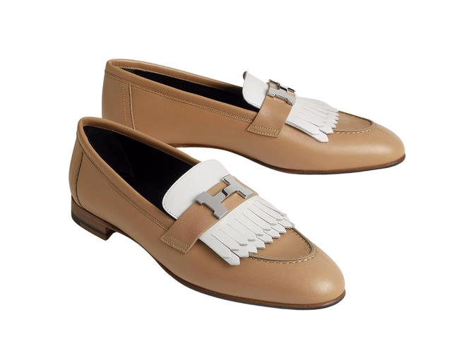 Hermes Hermes Royal Loafer In Goatskin And Calfskin With Fringe Detail Palladium-Plated Signature H Detail Beige Argile-Blanc - view 2