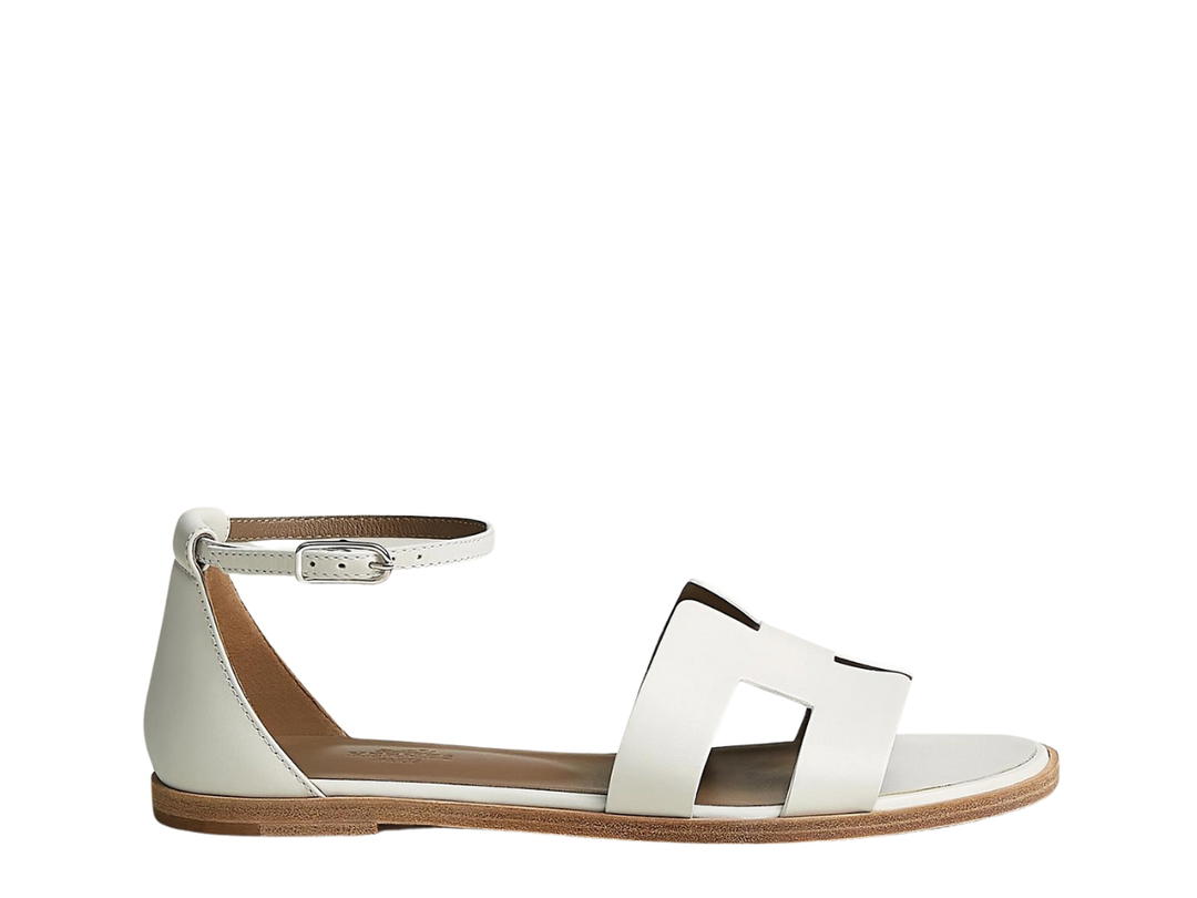 Hermes Hermes Santorini Sandal In Calfskin With Straight Cut Edges H Cut-Out Detail And Thin Ankle Strap Blanc