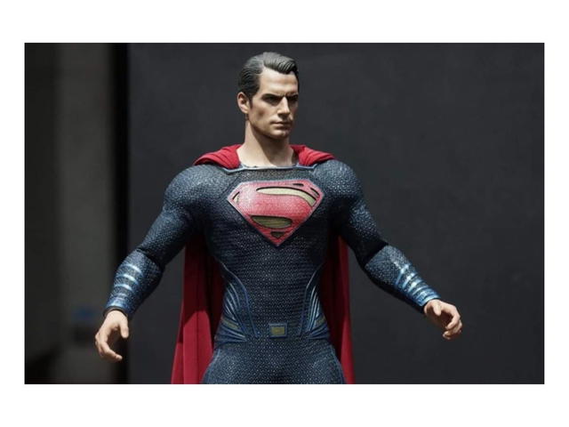 Hot Toys HOT TOYS BATMAN VS SUPERMAN : DAWN OF JUSTICE SUPERMAN - view 3