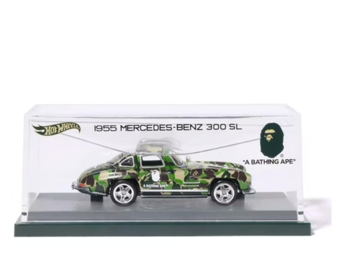 Hot Wheels Hot Wheels x BAPE 1955 Mercedes Benz 300 SL Camo
