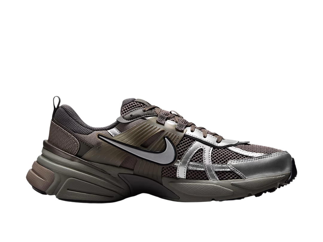 Nike Nike V2k Run Cave Stone Metallic Silver