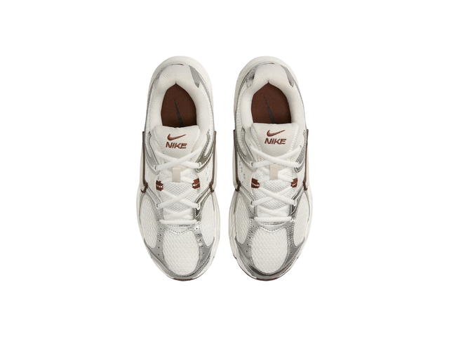 Nike Nike V5 RNR Sail Fauna Brown Phantom Light Orewood Brown (Women's) - view 3