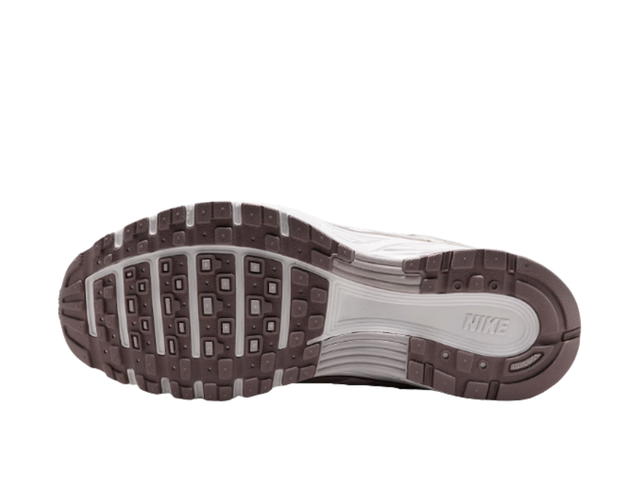 Nike Nike P-6000 Phantom College Grey Metallic Summit White Mink Brown (Women's) - view 4