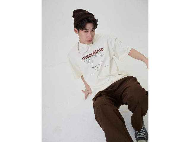 Hype It Hype It Meantime Oversized T-shirts Cream - view 9