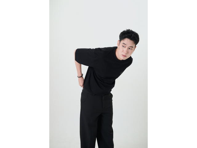 Hype It Hype It Oversized Tee with Embossed Logo Black - view 3