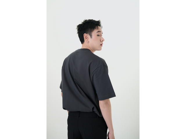 Hype It Hype It Oversized Tee with Embossed Logo Dark Grey - view 3