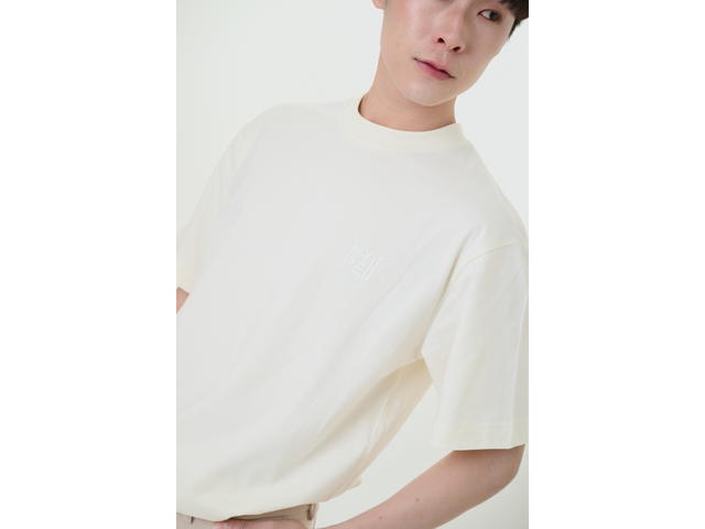 Hype It Hype It Oversized Tee with Embossed Logo Ivory - view 3