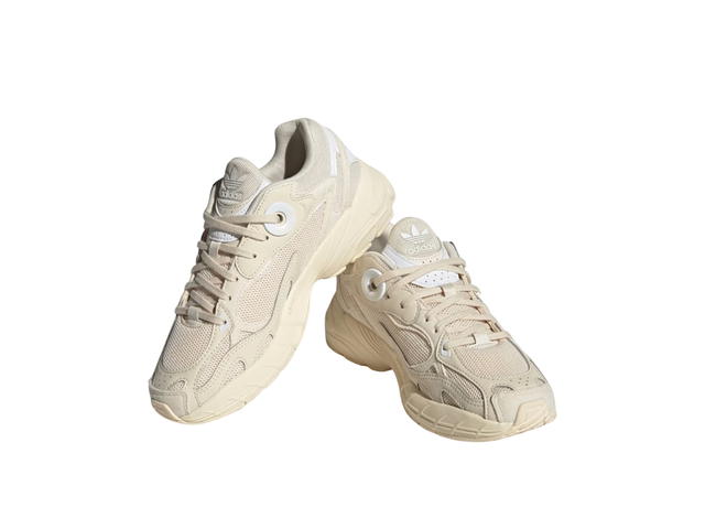 adidas adidas Astir Shoes Wonder White Cloud White (Women's) - view 3