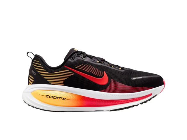 Nike Nike Vomero 18 Light Crimson Topaz Gold Bright Crimson - view 1