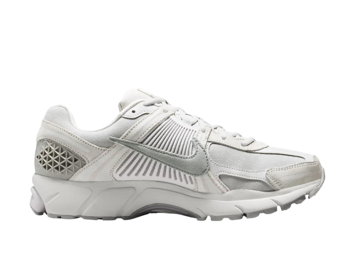 Buy Nike Zoom Vomero 5 SE Vast Grey Platinum Tint White Light Smoke Grey at Sasom – Authentic and Ready to Ship