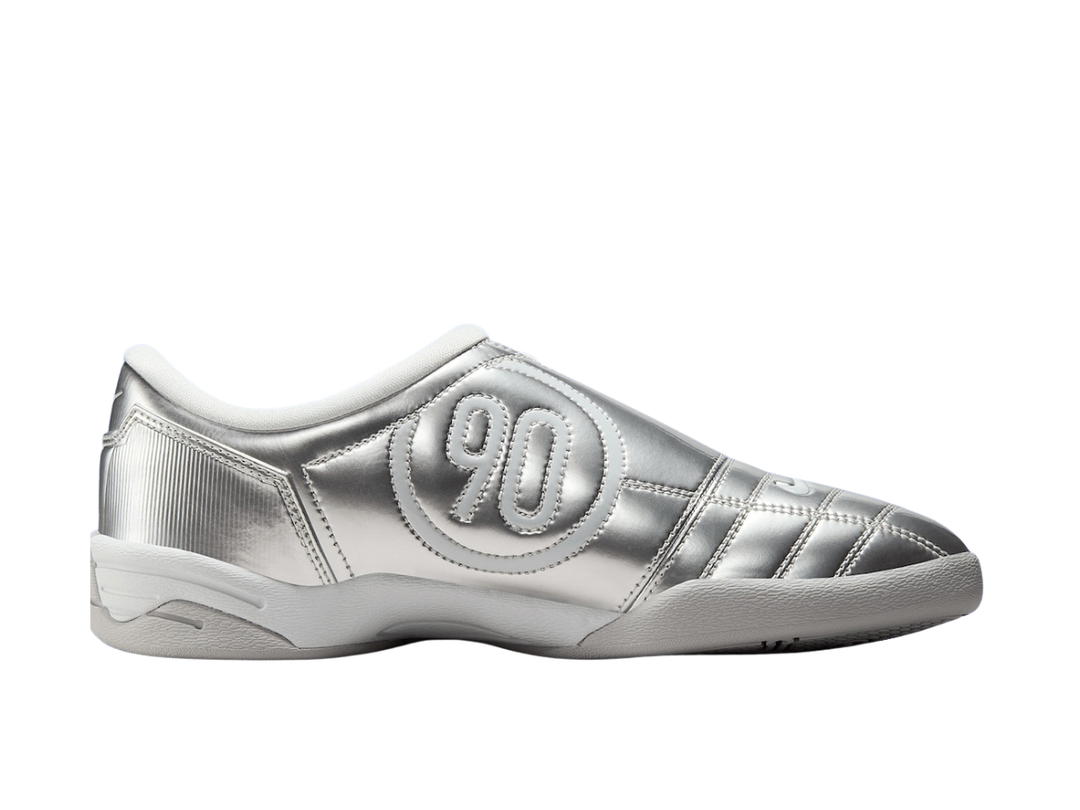 Nike Nike Total 90 3 Metallic Platinum (Women's)