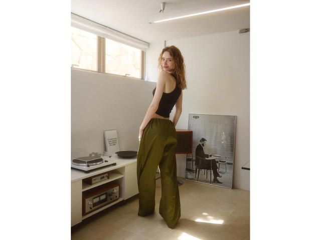 IM NOT A MORNING PERSON IM NOT A MORNING PERSON The Ultrawide Pants Camo Green - view 4