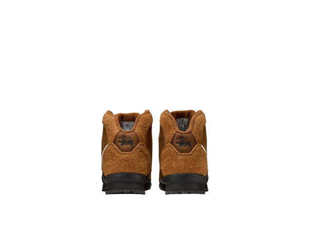 Nike Nike Baltoro x Stussy Light British Tan Black - view 5