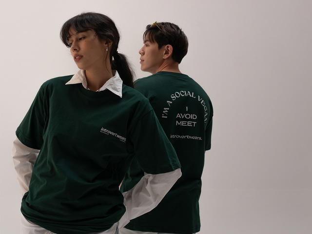 Introvertwears introvertwears | I AM VEGAN tee (Pine Green) - view 2